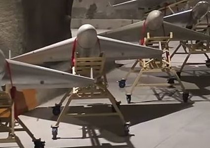 "إسرائيل" تدمر مئات الطائرات المسيرة في هجوم جوي على إيران