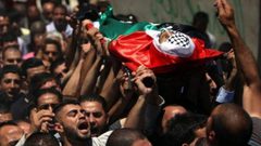 جماهير نابلس تشيع جثمان الشهيد نادر ريان إلى مثواه الأخير