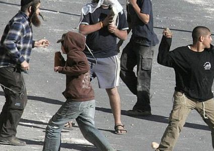 مستوطنون يهاجمون منزلا في برقة شمال غرب نابلس