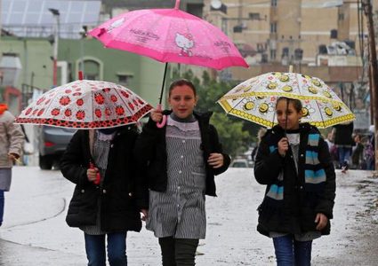 التربية تترك قرار دوام المدارس خلال المنخفض لكل مديرية