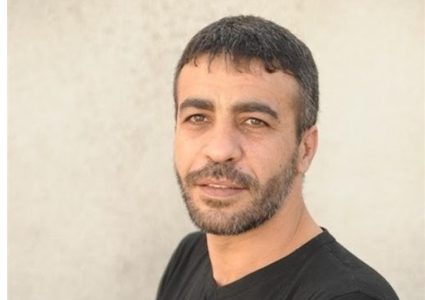 عائلة الأسير ناصر أبو حميد: السرطان عاد لرئتيه ووضعه الصحي خطير