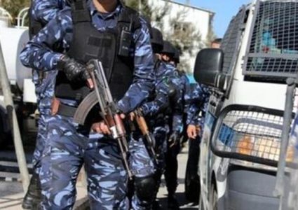 نابلس: الشرطة تقبض على مطلوب للعدالة بمبلغ 40 مليون شيقل