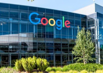 500 موظف في "جوجل" يتهمون شركتهم بـ"الانتقام" من موظفة لمناصرتها فلسطين