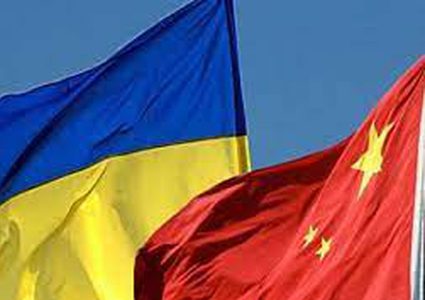 الصين تفسر سبب عدم إدانتها للهجوم الروسي على أوكرانيا