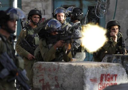 الاحتلال يطلق والنار والغاز تجاه رعاة الأغنام وسط وجنوب قطاع غزة