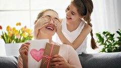 هدية عيد الام حسب برجها الفلكي