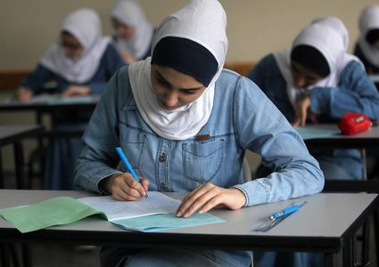 التربية والتعليم تتحدث عن طبيعة أسئلة امتحانات الثانوية العامة "التوجيهي"