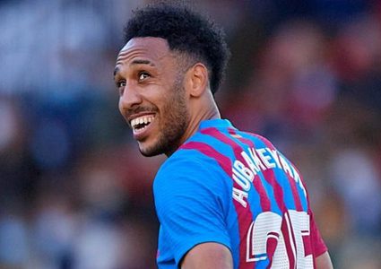 انفجار أوباميانج يُغير مخطط برشلونة