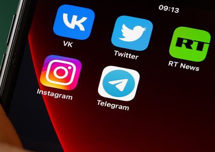 القضاء الروسي يعلن حظر "فيسبوك" و"إنستغرام" بسبب التطرف
