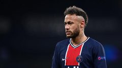 نيمار يصل المران "مخمورًا "