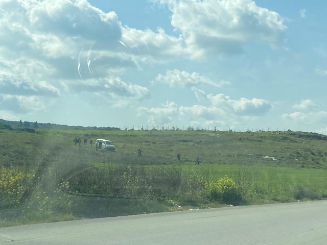 مستوطنون يهاجمون مركبات المواطنين شمال غرب نابلس