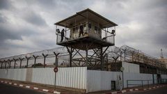 500 معتقل إداري يواصلون مقاطعة محاكم الاحتلال لليوم الـ81