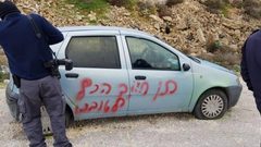 مستوطنون يعطبون إطارات أكثر من 20 مركبة في البيرة