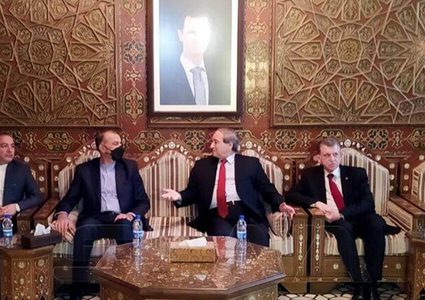 المقداد: زيارة عبد اللهيان تشكل فرصة أخرى للتشاور حول اهتمامات بلدينا