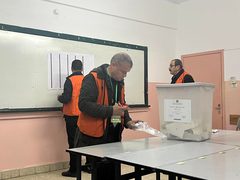 لحظة اغلاق مراكز الاقتراع في المرحلة الثانية من الانتخابات المحلية