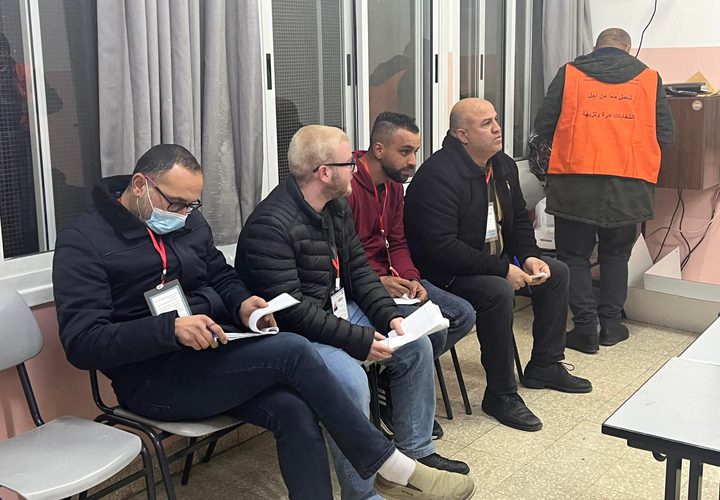 لحظة اغلاق مراكز الاقتراع في المرحلة الثانية من الانتخابات المحلية