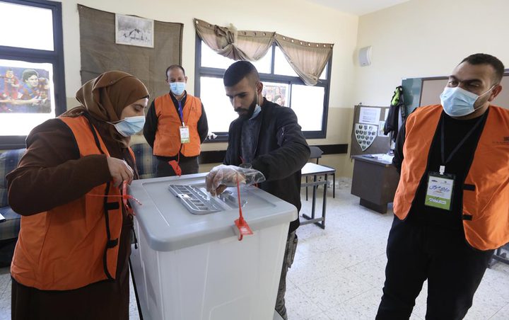 مصادر تكشف عن تقدم قائمة "نابلس تختار" في الانتخابات المحلية لبلدية نابلس