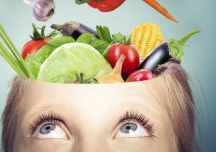 دراسة تحدد قائمة الطعام "الوقائية" لمرض الزهايمر..