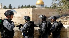 الاحتلال يستدعي عضوين من إقليم "فتح" في القدس للتحقيق