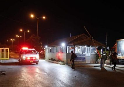 مستوطن يدعس شابا في القدس المحتلة