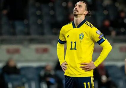 رغم نكسة المونديال.. إبراهيموفيتش يوضح موقفه من الاعتزال