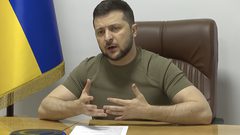 بعد انسحاب روسيا الجزئي.. زيلينسكي: الأوكرانيون ليسوا ساذجين