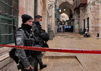 شرطة الاحتلال تصيب وتعتقل مواطنين في القدس المحتلة