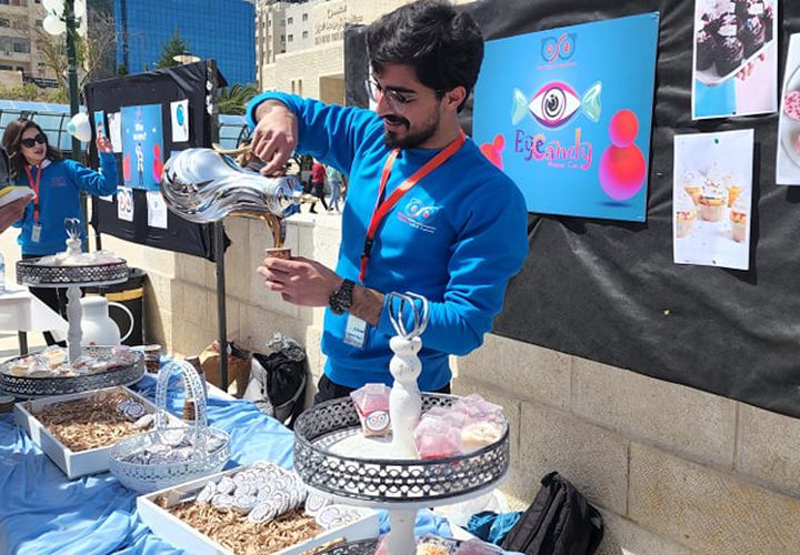 معرض انطلاقة جمعية طلاب البصريات في جامعة النجاح الوطنية OSA، التي تهدف للتعريف بالخدمات التي يقدمها طلبة البصريات وتغيير مفهوم المجتمع حول هذا التخصص