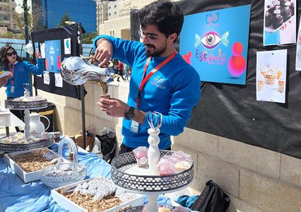 معرض انطلاقة جمعية طلاب البصريات في جامعة النجاح الوطنية OSA، التي تهدف للتعريف بالخدمات التي يقدمها طلبة البصريات وتغيير مفهوم المجتمع حول هذا التخصص