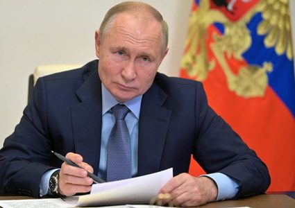 بوتن يحدد آلية سداد ثمن الغاز الروسي.. ويقرر العملة