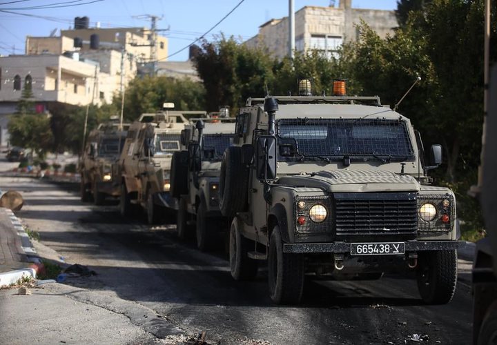 من اقتحام قوات الاحتلال لمخيم جنين صباح اليوم الخميس وتصدي المواطنين لهم- مما أدى لاستشهاد شابين واصابة 15 أخرين