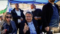 المتطرف بن غفير يقتحم برفقة مستوطنين المسجد الأقصى