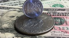 الروبل يصعد والأسهم تقفز بعد المطالبة بدفع الغاز بعملة روسيا