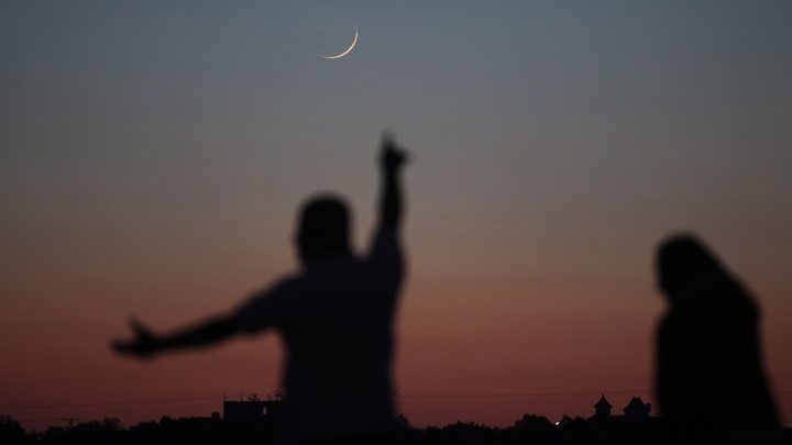 دول عدة تعلن الأحد أول أيام شهر رمضان