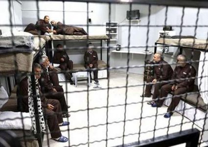 500 أسير يواصلون مقاطعتهم لمحاكم الاحتلال لليوم ٩٢ على التوالي