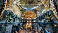 لأول مرة منذ ٨٨ عام ..صلاة التروايح في أيا صوفيا