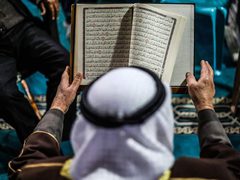 أجواء رمضان من المسجد العمري الكبير في غزة 
 تصوير أحمد زقوت