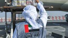 الإمارات ترسل طائرة إمدادات غذائية وإغاثية لأوكرانيا