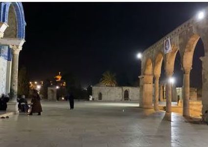 تمتع بمشاهدة وسماع صلاة الفجر في القدس الشريف