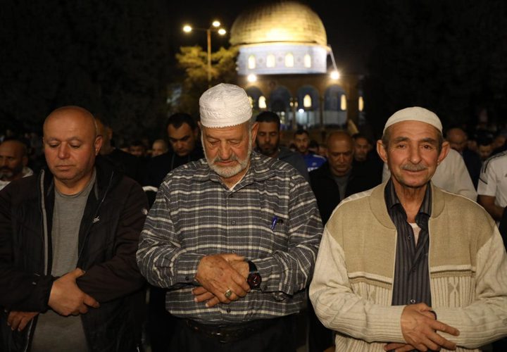 من صلاة عشاء وتراويح اليوم الثاني من رمضان في المسجد الأقصى المبارك