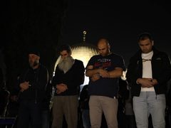 من صلاة عشاء وتراويح اليوم الثاني من رمضان في المسجد الأقصى المبارك