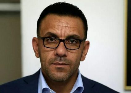 الاحتلال يفرج عن محافظ القدس عدنان غيث ويجدد منعه من دخول الضفة