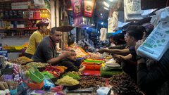 أجواء الأسواق بغزة في شهر رمضان