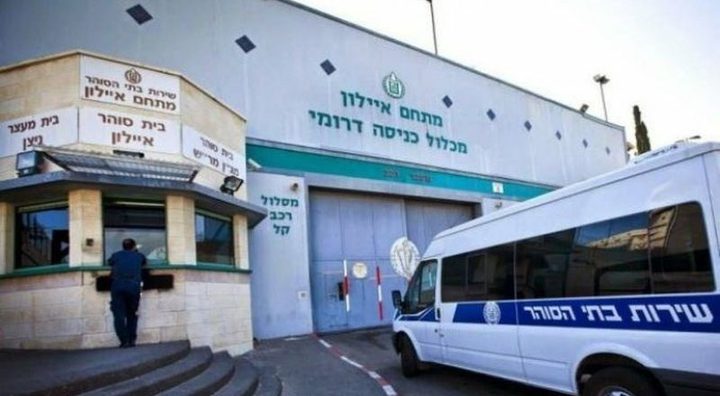 القدس:محكمة الاحتلال تحوّل شابا للاعتقال الإداري وتمدد اعتقال آخر