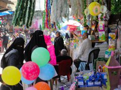 الحركة الشرائية في أسواق غزة خلال شهر رمضان المبارك