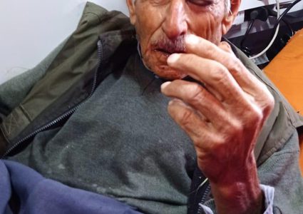 إصابة مسن بكسور ورضوض إثر اعتداء مستوطنين عليه شرق طولكرم