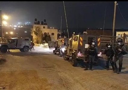 الاحتلال يقتحم منزل عائلة الشهيد رعد في عربونة