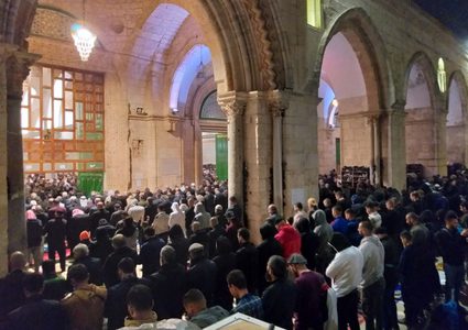صلاتي العشاء والتراويح من المسجد الأقصى وقبة الصخرة المشرفة