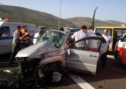 إصابات بحادث سير جنوب الخليل