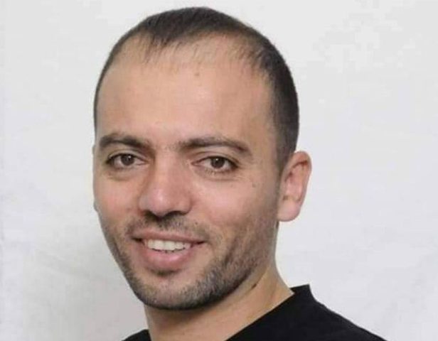 المعتقل خليل عواودة يواصل إضرابه عن الطعام لليوم الـ 40